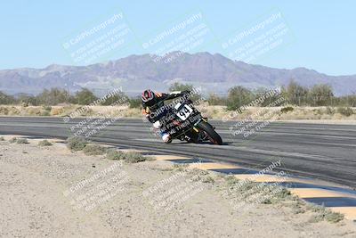 media/Dec-04-2025-Racers Edge (Thu) [[5ebc9f124d]]/3-B Group/3-Session 2 (Turn 7 Inside)/